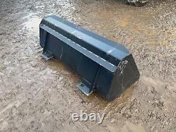 62in Skidsteer Bucket Used Price £650.00 + VAT @ 20% B22