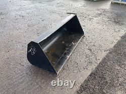 62inch Skidsteer Bucket Used Price £650.00 + VAT @ 20% B77