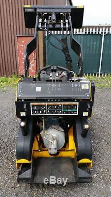 BOXER 532DX Mini Skid Steer Loader A1 Condition