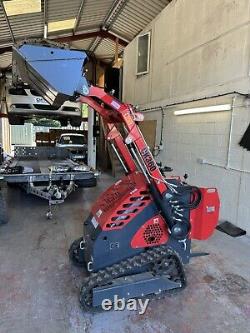 Captok Pedestrian skid steer loader