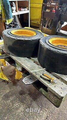 Jcb 10 Stud Rim / 95mm Hub / Magnum Solideal / 27x10-12 / Suits Jcb Skid Steer