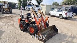 Komatsu SK07 skid steer loader