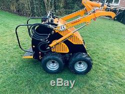 Mini loader / Skid Steer