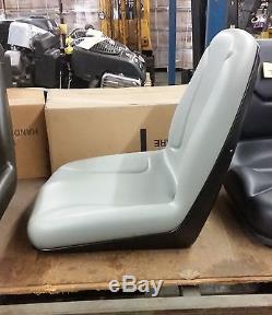 Replacement Seat For CASE 1840 1845C SKID STEER LOADER CASE 1840 1485C NEW