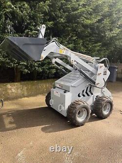 Skid steer loader