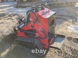 Skid steer loader digger mini jcb Bobcat kanga kid Opico ster V twin elec start