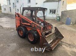 Thomas T133 Skidsteer Bobcat