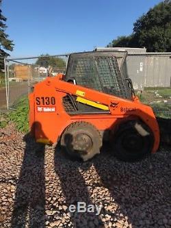Bobcat S130 Mini Chargeur, Chargeuse