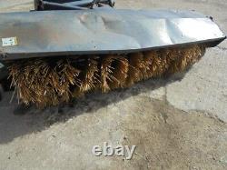 Cat Ba18 Sweeper Angled! 625 £ + Tva! Pièces Jointes Du Chargeur De Skidsteer