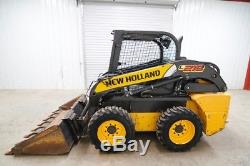 Chargeuse Compacte Sur Roues New Holland L218 2011, Open Rops, 57 HP