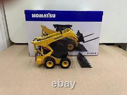 Modèle de jouet de voiture moulé sous pression Komatsu SK820-8 Skid Steer Loader à l'échelle 1/25 UH Gift